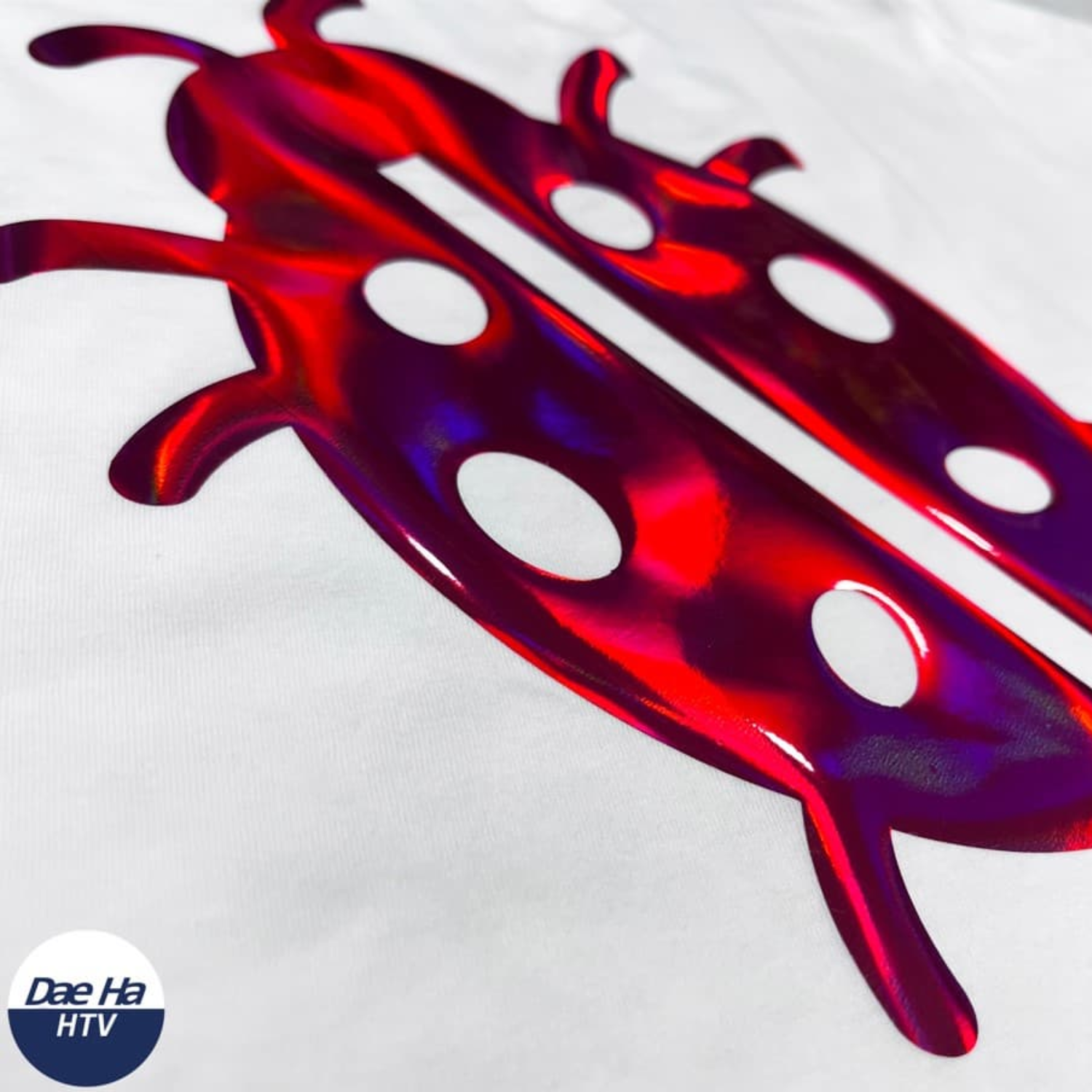 Dae Ha HTV - Dae Ha Chamaleon Embo | Red | Ancho 20" - Promo Viniles Panamá